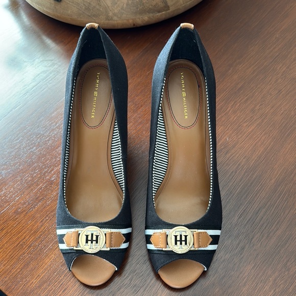 Tommy Hilfiger Shoes - Tommy Hilfiger Black and Tan Heels with Peep Toe